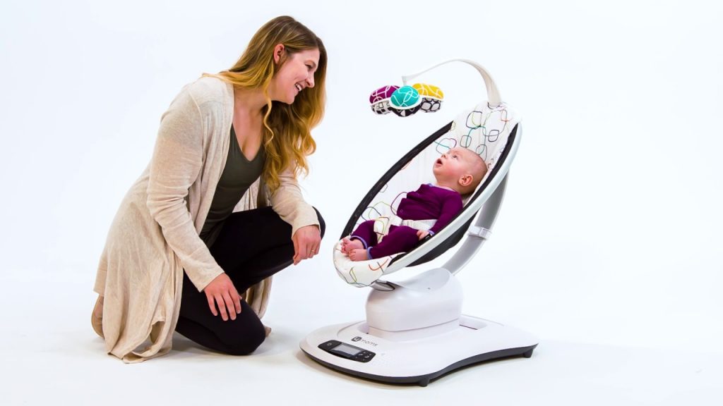 Bebê na MamaRoo - Vem Sem Manual - Dicas para acalmar o bebê